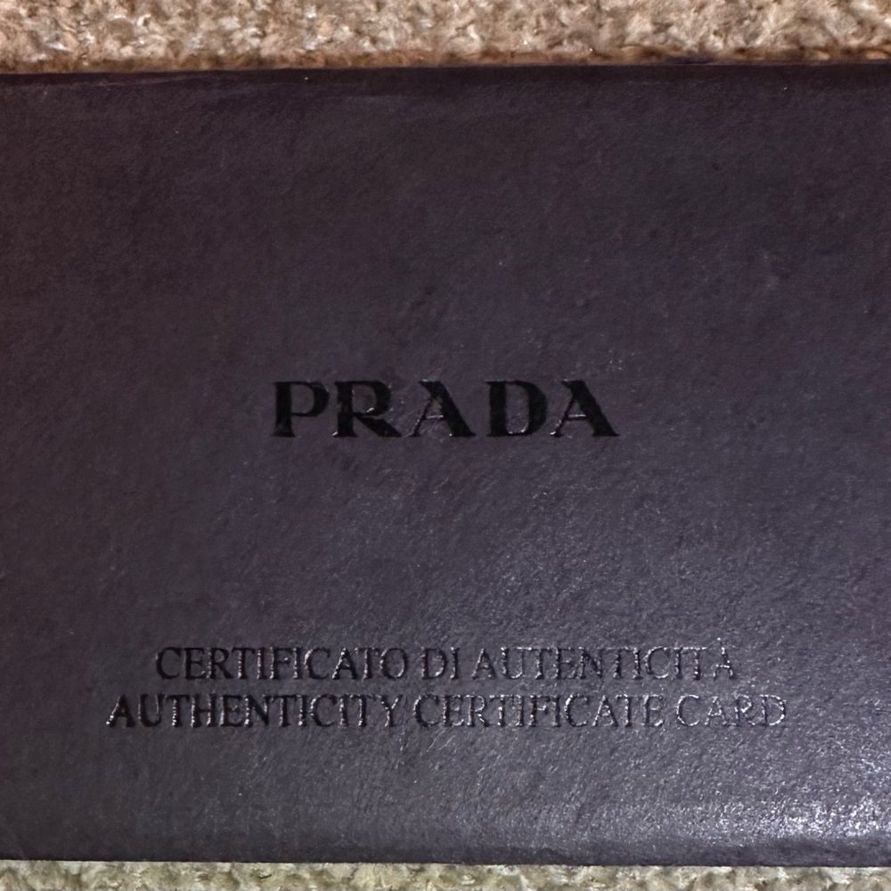 Prada with paperwork Prada Saffiano Metal Women's Dalia Wallet EUC - Picture 13 of 15